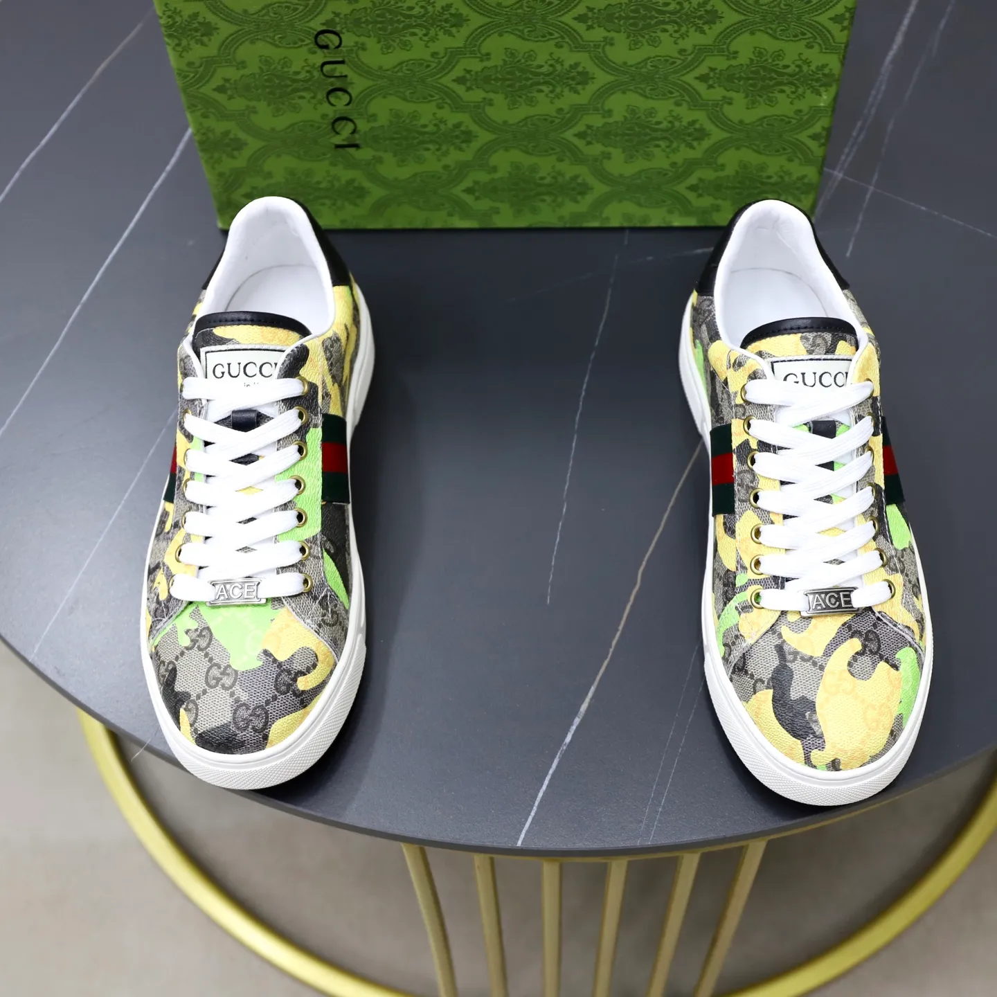 Ex-factory price: 420💰🙅‍♂️🙅‍♂️🙅‍♂️ Brand: Gucci GUCCi Standard code: 38-44 (45 customized) Grade: Same as the official website Material: Original leather splicing, comfortable and breathable sheepskin lining, original wear-resistant outsole Style category: Men's fashionable casual shoes, running, sports shoes, noble luxury brand elements, top luxury Color: actual picture color